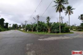 Exceptional 2 Rai Land Plot on Easy Accessible Corner Lot in Had Yao, Krabi Exceptional 2 Rai Land Plot on Easy Accessible Corner Lot in Had Yao, Krabi
