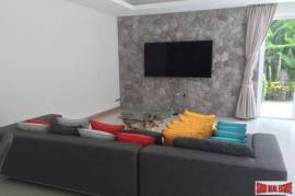 The Vineyard Phase 3 - Spectacular Three Bedroom Private Pool Villa with Jacuzzi for Sale in East Pattaya