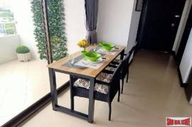 Large 60sq.m Studio with huge Balcony in the heart of Pattaya