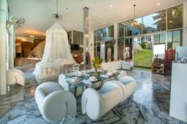 Beachfront Resort & Land for Sale at Lamai Beach, South East of Koh Samui