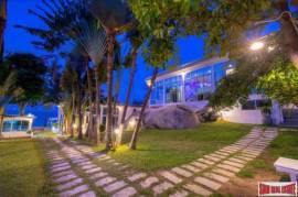 Beachfront Resort & Land for Sale at Lamai Beach, South East of Koh Samui