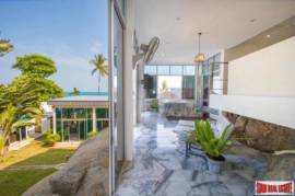 Beachfront Resort & Land for Sale at Lamai Beach, South East of Koh Samui
