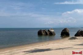 Beachfront Resort & Land for Sale at Lamai Beach, South East of Koh Samui