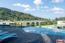 Fully Furnished, Modern Studio Condo with Rooftop Terrace with Jacuzzi for Sale in Patong, Phuket