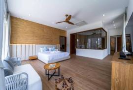 Woodlands: Luxury 7 Bed 7 Bath Pool Villa in HuaHin