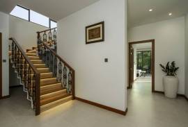 New Modern 4-Bedoom Pool Villa for sale in Black mountain golf club hua hin