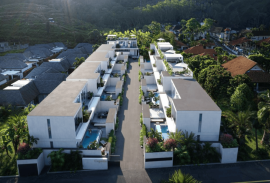 Modern 4-bedroom pool villa for sale 2 minutes from Nai Harn Beach