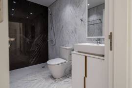 3 Bedroom Top Floor Apartment - City Center, Paphos