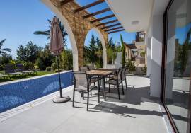 5 Bedroom Seafront Villa - Ayia Thekla, Famagusta