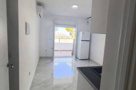 SPACIOUS, FULLY RENOVATED STUDIO APARTMENT IN CIUDAD QUESADA