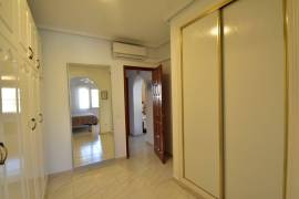 FANTASTISCHE VILLA IM ZENTRUM VON QUESADA