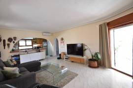 FANTASTISCHE VILLA IM ZENTRUM VON QUESADA