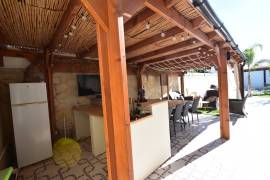 FANTASTISCHE VILLA IM ZENTRUM VON QUESADA