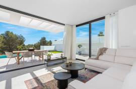 4 Bedrooms - Villa - Alicante - For Sale - N8998