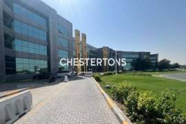 Fully Fitted | Large plan office | No Agents