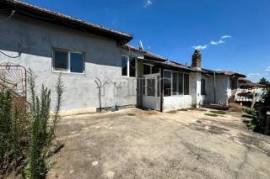 Renovated House with Large Plot Near Ruse and Byala