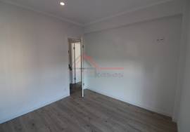 Apartment T3 Refurbished in the Center of Setúbal