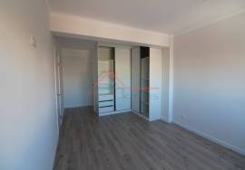 Apartment T3 Refurbished in the Center of Setúbal