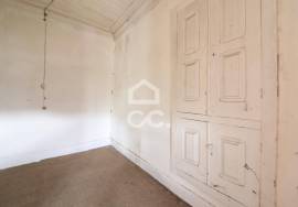 House to recover with views over the river!