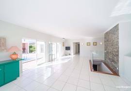 Villa with swimming pool for sale in Vale da Lama, Lagos