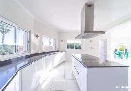 Villa with swimming pool for sale in Vale da Lama, Lagos