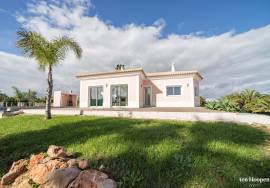 Villa with swimming pool for sale in Vale da Lama, Lagos