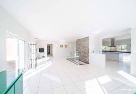 Villa with swimming pool for sale in Vale da Lama, Lagos
