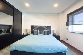 Moradia T3 em Amoreira com piscina e jardim, próximo da praia