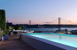 2+1 Bedroom Apartment with Communal Pool in Estrela – Lisbon