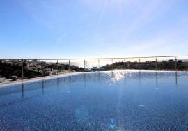 New 0+1 bedroom apartment with swimming pool, sea view and view of Albufeira Marina
