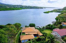 Luxury 5 Bed Villa For Sale in Grenada West