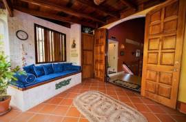 Luxury 5 Bed Villa For Sale in Grenada West