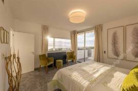 4 Bed, 4 Bath Villa For Sale in Playa Paraiso 2,950,000€