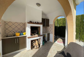 listing listing