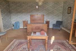€85000 - Old 5 bedroom house - Proche Ruffec