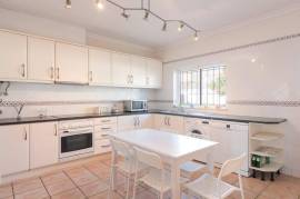 Luxury 3 Bed Villa For Sale in Vilamoura