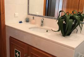 Luxury 3 Bed Villa For Sale in Vilamoura