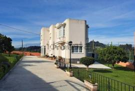 Luxury 5 Bed House For Sale in Paderne A Coruna