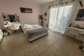 Pretty Single Storey Villa With 135 M2 Of Living Space On 440 ² With Pool And Beautiful Views.