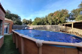 Pretty Single Storey Villa With 135 M2 Of Living Space On 440 ² With Pool And Beautiful Views.