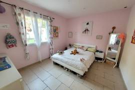 Pretty Single Storey Villa With 135 M2 Of Living Space On 440 ² With Pool And Beautiful Views.