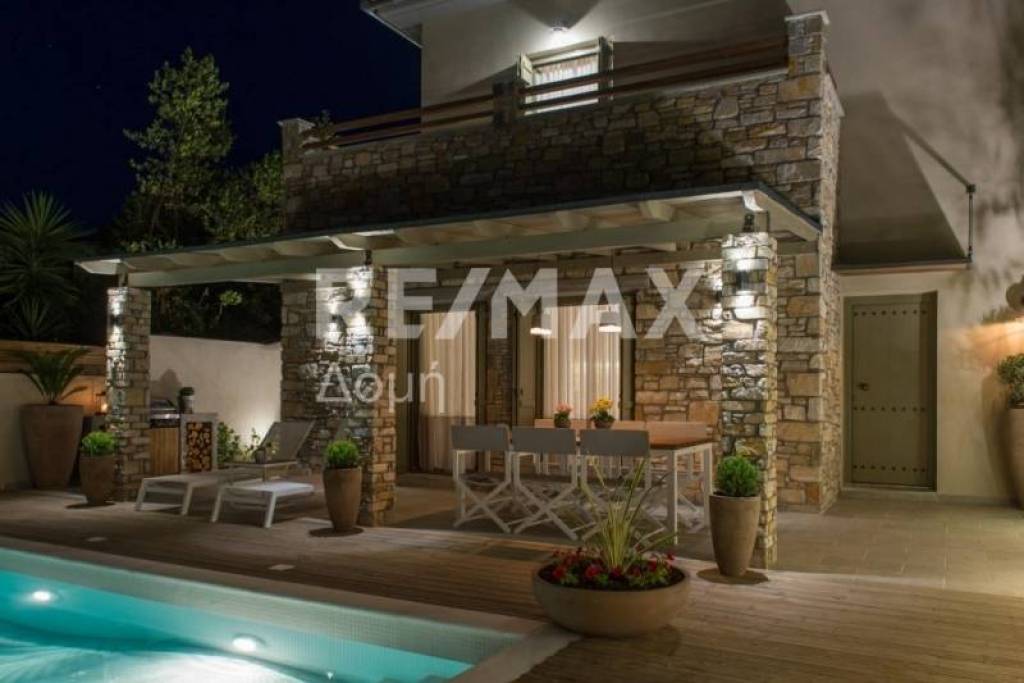 Maisonette 270 sq.m for sale