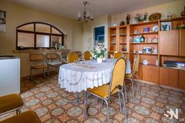 Rustic house in the center of Estreito da Calheta