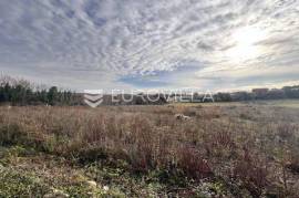 Istria, Tar - superb exclusive building land in a prime location, 757 m2