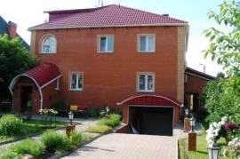 Продаю дом в Солнечногорске, 450 м2.