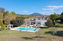 Wmn5888874, Beautiful Villa With Flat Garden And Big Pool - Opio