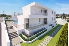Luxury Villa Under Construction Close to Porto de Mos