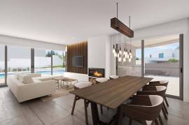 Luxury Villa Under Construction Close to Porto de Mos