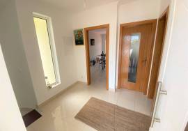 4 Bedroom Villa Located in Albardeira Just a Few Minutes Walk From the Meia Praia Beach