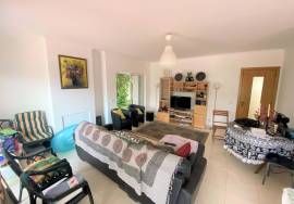 4 Bedroom Villa Located in Albardeira Just a Few Minutes Walk From the Meia Praia Beach